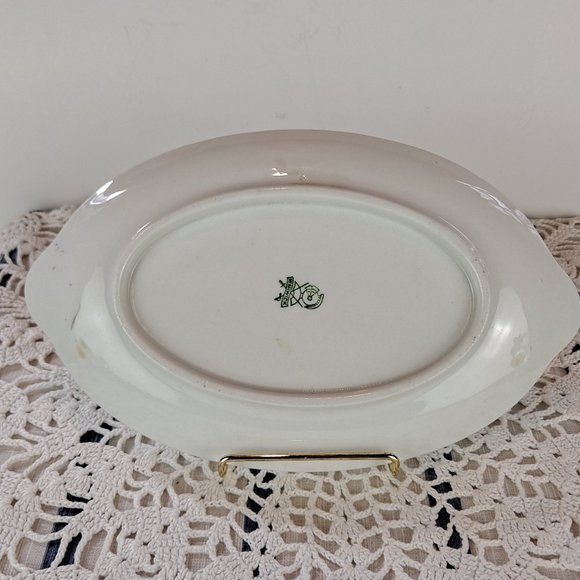 Warwick Serving Dish with Gold Design - Replacement Piece - Picture 4 of 5